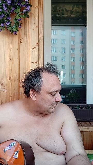 "Солëный дружок".Берите, дети, бутылку водки 0,5 л. в ЦУМах для мирной судьбы!Благослови вас Бог! 🥰 смотреть онлайн