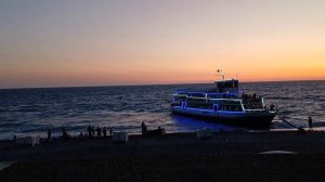 Абхазия # гуляем по набережной #подпишись.