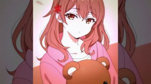 Аля иногда кокетничает со мной по-русски