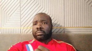 Ты не можешь быть нормальным человеком, жить с настоящими русскими и не любить Россию.