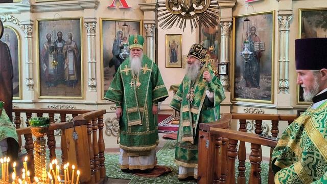 Проповедь митрополита Иоанна в с. Новые Параты смотреть онлайн