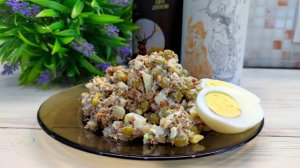 Салат с консервированным тунцом. Салат за 10 минут.