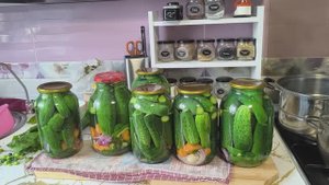 13-08-2025г.Жизнь в деревне.Что-бы огурцы не взрывались-делюсь  секретом.Заготовки продолжаются