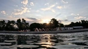 Пляж на рассвете