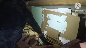 Живём вдали от города. Остались без воды.