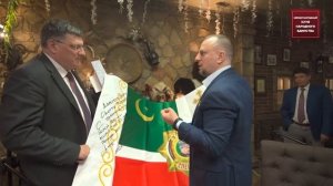 Апти Алаудинов "АХМАТ". Обмен подарками