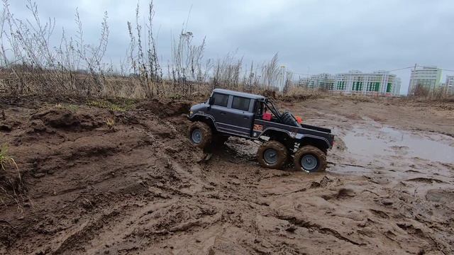 Axial 6x6 УНИМОГ. Протестировал на бездорожье!