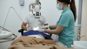 Протезирование зубов в Практик