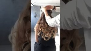 Легкие локоны на длинные волосы