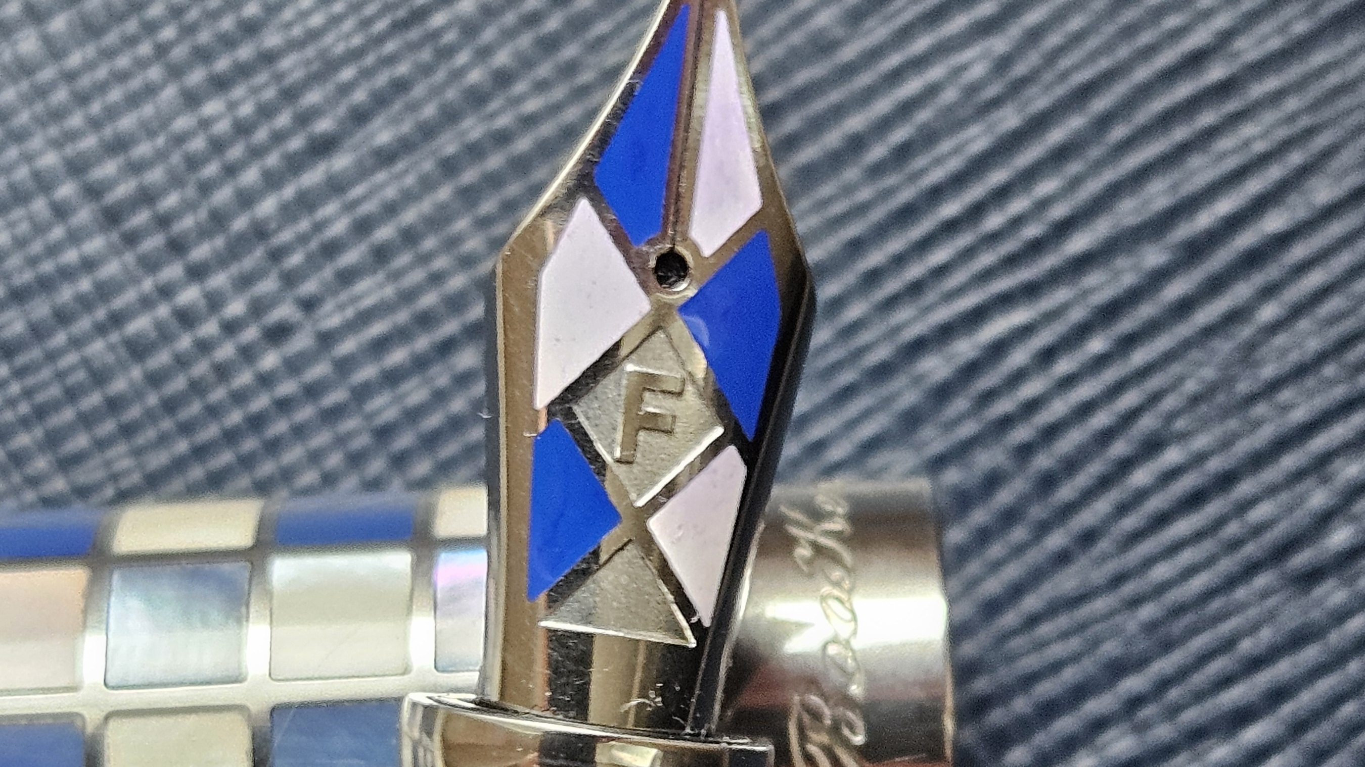 Перьевая ручка BooKer.Cr Blue  White