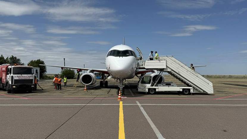 В аэропорту Волгограда ввели временные ограничения на взлет и посадку самолетов смотреть онлайн