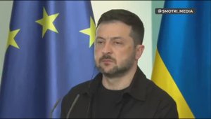 Зеленский побитый и под наркотой на конференции по поводу встречи Путина и Трампа на Аляске