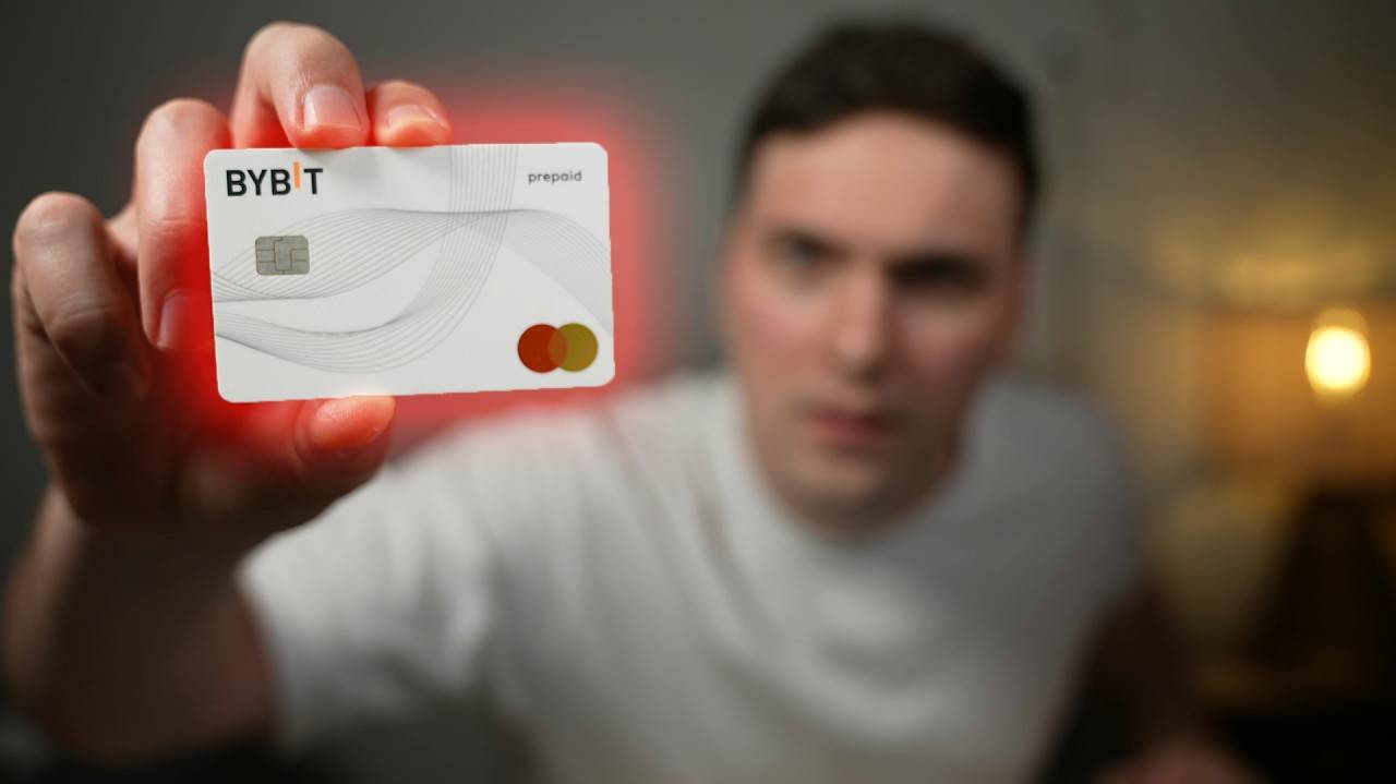 Банковская карта Bybit спустя год использования (2025) — честный обзор смотреть онлайн