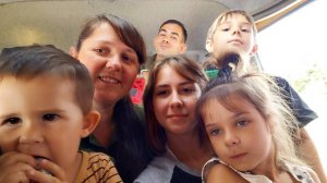 200 КМ ДО АЭРОПОРТА, ЧТОБ ВСТРЕТИТЬ НАШУ ДОЧЕНЬКУ / РЕЙС ЗАДЕРЖАЛИ / НОЧЬ В МАШИНЕ / МИЛА ТЕВИКОВА
