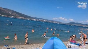 ГЕЛЕНДЖИК пляж Сады Морей сегодня 13 августа 2025. Какая обстановка на пляже, море и погода сейчас