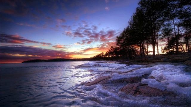 Сура 54 "Аль-Камар" красивое чтение Корана смотреть онлайн