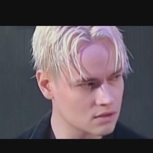 Всем прекрасного Утра... в объятиях последнего месяца лета...