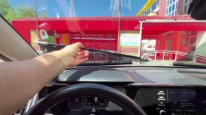 В России хотят штрафовать до 15 000 ₽ за «иранскую тонировку» — съёмные шторки на присосках.