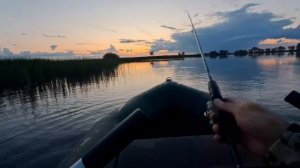 Рыбалка с лодки со спиннингом на хищника