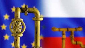 Европа продолжает платить России