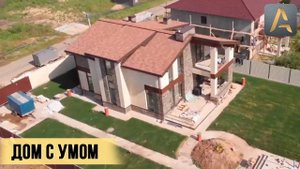 Роскошный дом в европейском стиле. Облет двухэтажного дома с террасой, балконом и панорамными окнами