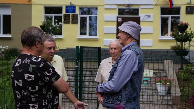 Одноклассники. Встреча 2025. Выпуск 1975, 10 "А" класс. смотреть онлайн