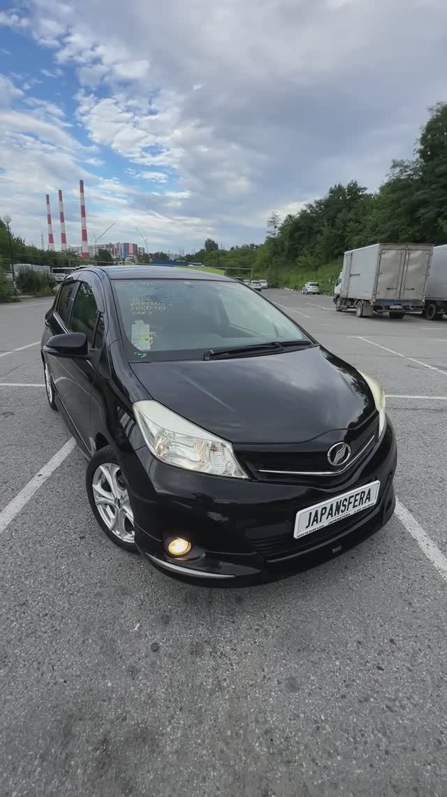 Toyota Vitz 2012г KSP130 смотреть онлайн