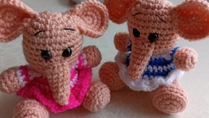 Вяжем игрушку слоника крючком с.3 сборка оформление.
