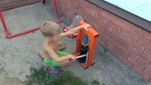 Пресс для изготовления гидропланктона