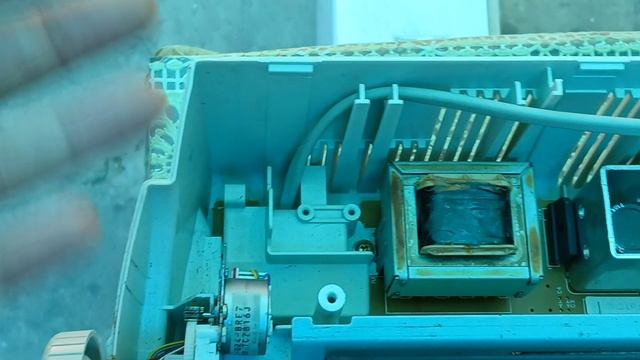 Электронная пишущая машинка Brother LX-410 с мусорки.