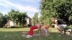 Йога с ребенком это весело