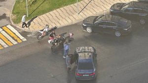 Мото ДТП в Новой Москве "Бодро он вскочил"