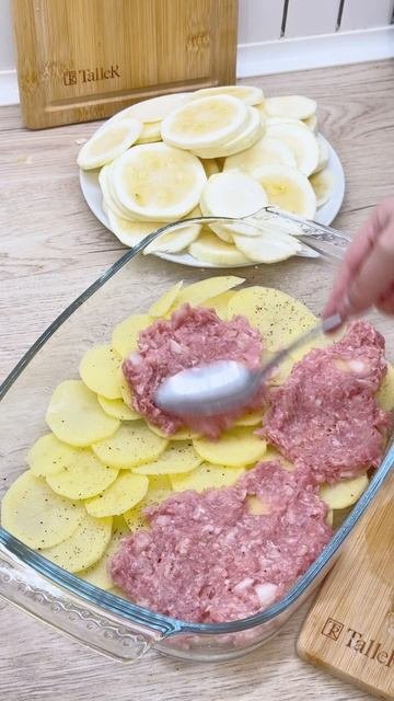 Запеканка с кабачком. Сытно и вкусно. А-ля мясо по-французски. Сохраняйте рецепт от TalleR