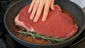 Мясо говядина с грибами невероятно вкусно и просто!