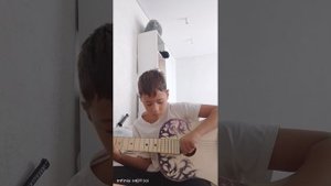 как я научился играть на гитаре