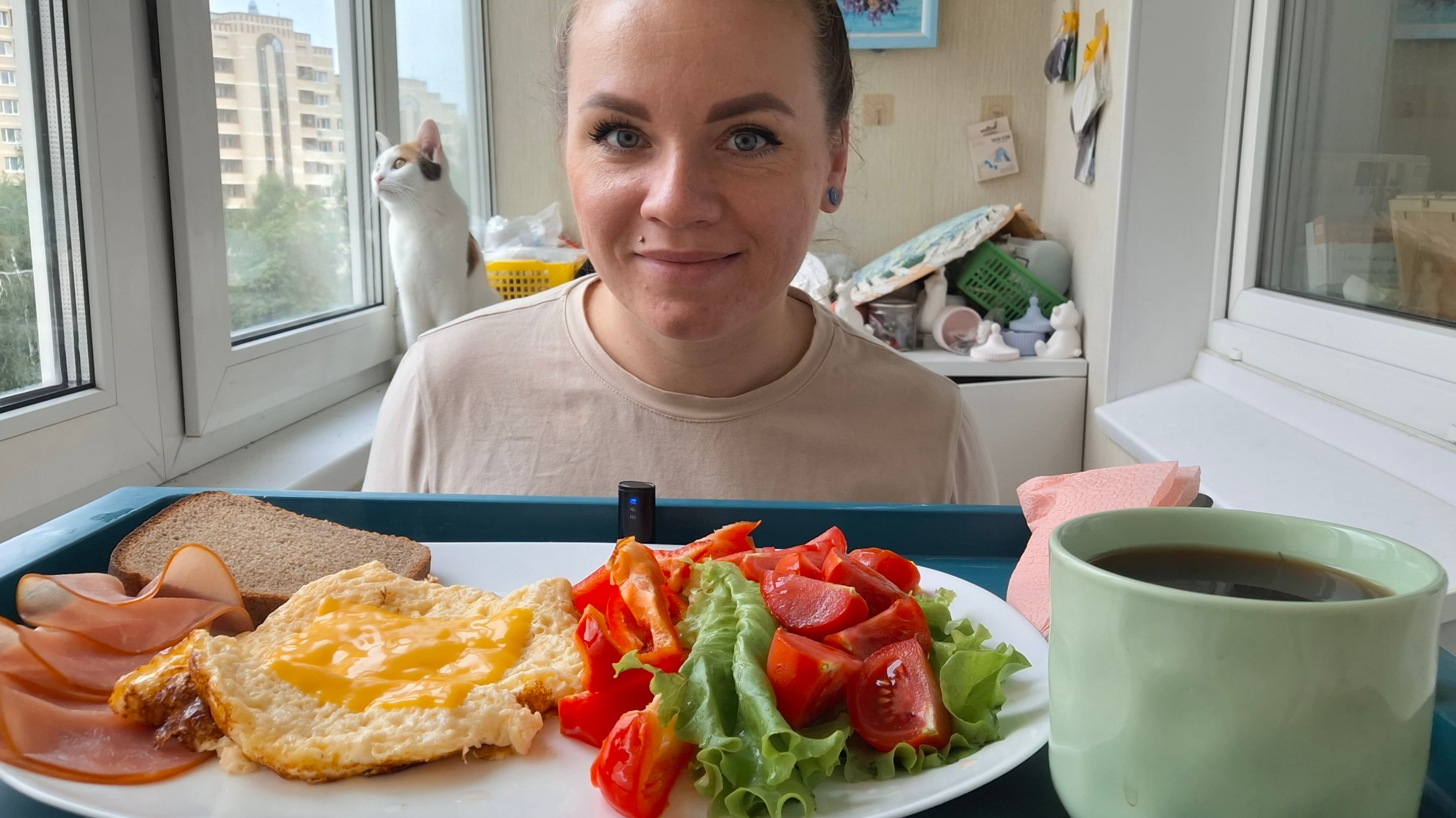 Мукбанг омлет с овощами и сыром, кофе| Добрейшее утро #мукбанг #фудблог #завтрак