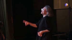 "Бонд с кнопкой" и хор Полины Будановой.