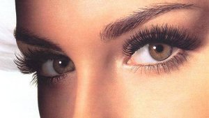 Карие глаза