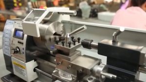 Токарный станок WM210