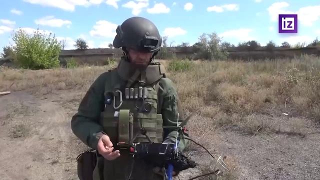 Антидроновый сеткомет Паук испытали наши бойцы: военкор Известий  о том как работает новинка
