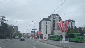 Заставили это  сделать. Кругом немцы. Так можно работать. Как мы живём после Европы ?