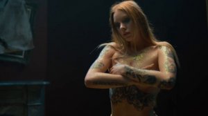 Не заходи в этот дом, сука! - Don’t go in that house, bitch! - Трейлер