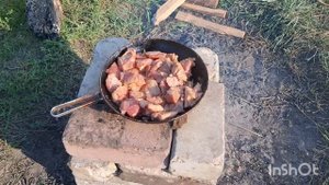 Готовим на новой печи. Быстро, вкусно. Печь из 20 кирпичей, в продолжение видео со сборкой.