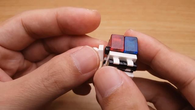 Мини трансформер из ЛЕГО / Робот Полицейский (Poliz) / Самоделка из LEGO (lego)