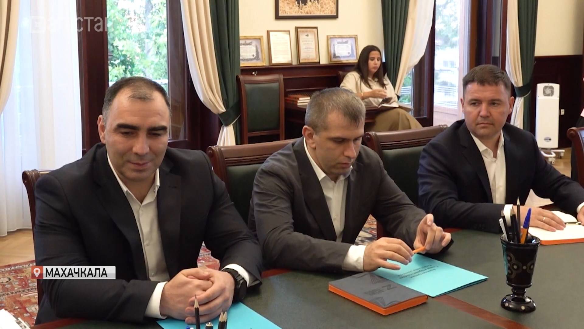 Абдулмуслим Абдулмуслимов встретился с участниками программы «Время героев»