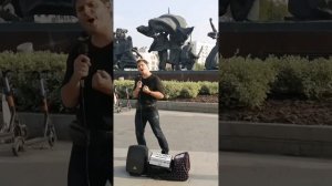 "Голос, целующий сердце"
 авторская песня Николая Рябухи