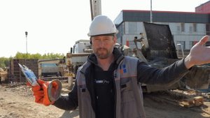 Подготовка автобетононасоса к работе с использованием пусковой смеси.