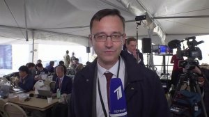 Корреспонденты Первого канала в прямом эфире рассказывают о событиях на базе Эльмендорф-Ричардсон