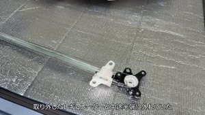 Упало стекло, стеклоподъемник с электроприводом. Nissan NV100 Clipper R06A