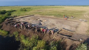 Путешественники во времени: где работают курганские археологи?